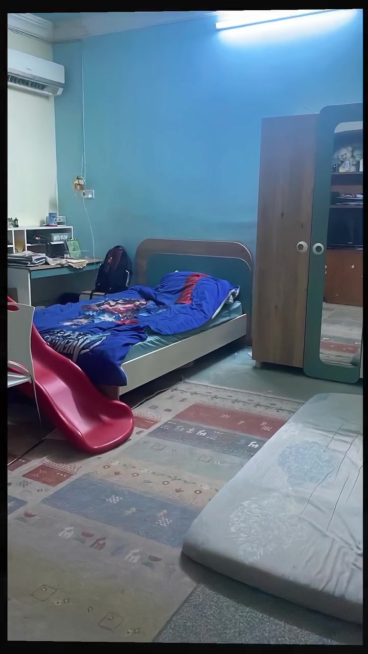 بيت للبيع ٢٠٠متر طابقين طابو صرف في حي المدراء
***********
