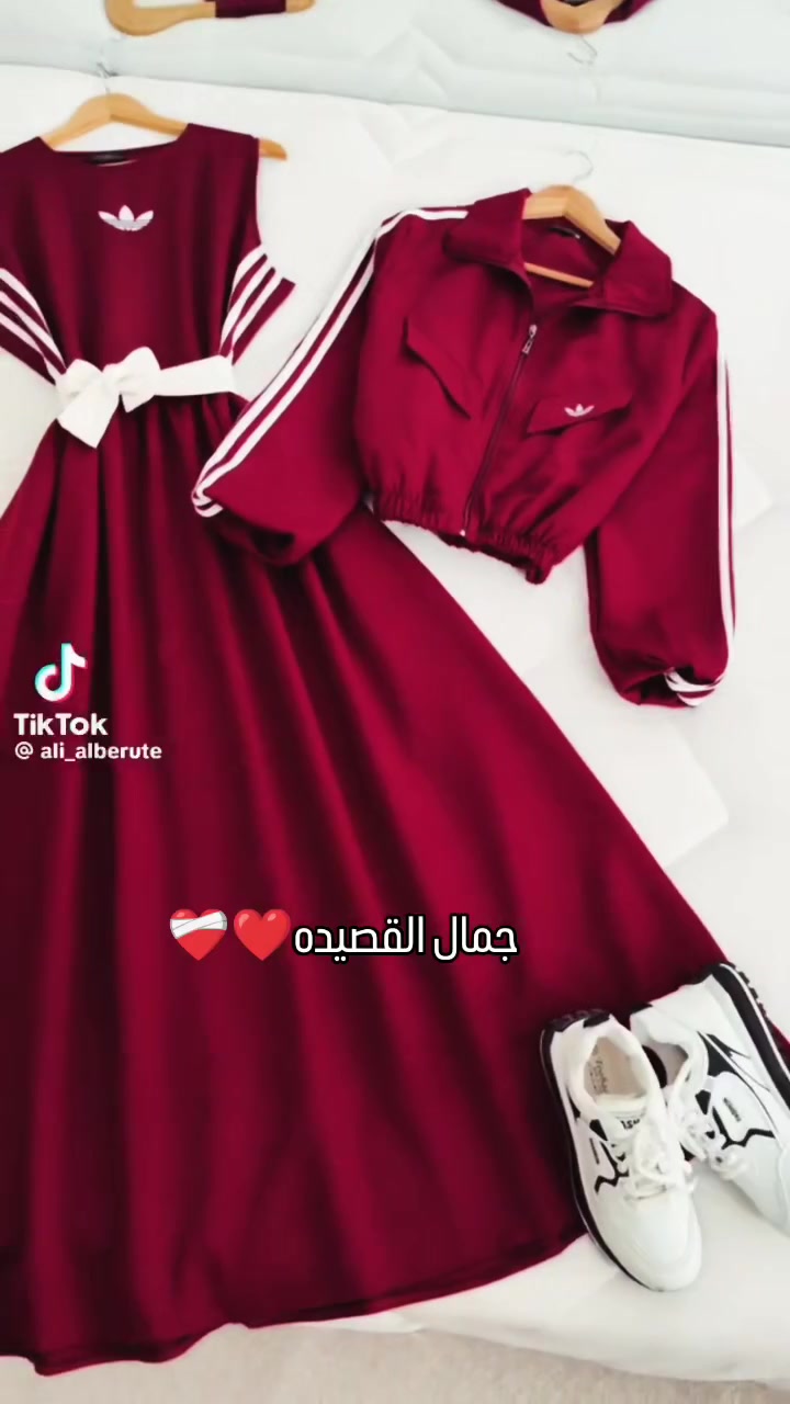 توفر فستان رياضي قطعتين 
#ملابس_نسائية #مجمع_الجوهرة #سوق_الشيوخ #ملابس_ماركات #تنسيقات

نص مكتوب في الصور:
- TikTok @ali_alberufe جمال القصيده ❤️❤️