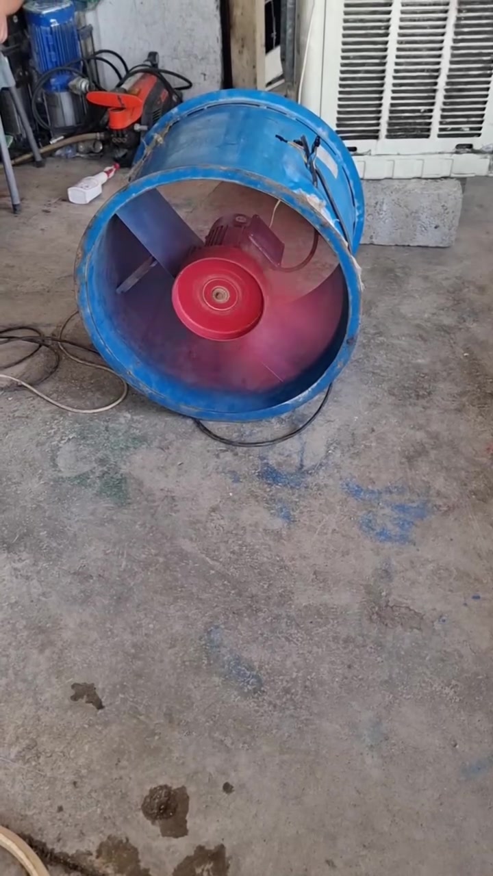 ***********
