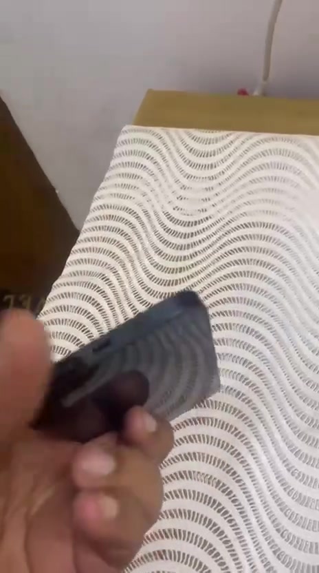 السلام عليكم 13برو ماكس ماستر مراوس بحدث مبدل شاشه اصليه وبطاريه كارتونته وغراضه الصليه كلهن ويا مكاني بغداد المشتل ***********
