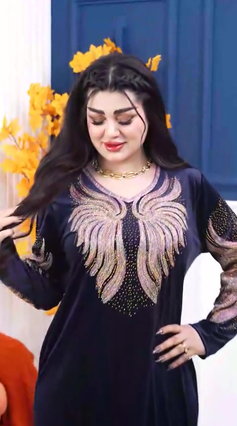 كلابيه مخمل • L XL XXL • ١٢ لون