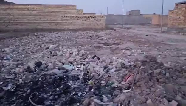 سلام عليكم قطعه ارض للبيع زراعي على البيكان مال الحولي يم طوله مال يوسف المساحه 200 سعر مناسب  
***********
