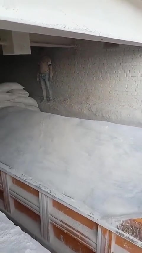 السلام عليكم 
يوجد لدينا جص الجزيره الفلوجه والكرمة جص درجه الأولى شرط الفحص من المعمل حصراً 160 كونية كبار مال طحين ترس واسعار مناسبه جداً ونتميز بدقة العمل والمصداقية.. 
*********** اتصل وبيك خير وتدلل
