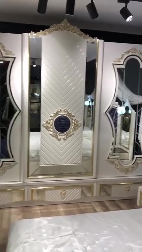 غرفه نوم فول نظافه تركي درجه اولى كامله 10 قطع/معاهه ثلاجه 14 قدم جديده فول نظافه /معاهه سبلت 2 طن شركه الحافظ جديد فول نظافه/معاهه شاشه سمارت حجم 42 جديده فول نظافه/معاهه بردات العدد 2 مع لون الغرفه فصال درجه اولى/ميز وكراسي 2/رفوف ارضي العدد 2/سستم صوت فول نظافه معاهه سماعات العدد 2/معاهه دوشك للغرفه ضمان 10 سنوات ابو سبرنك الاصلي/معاهه فراش فصال على الغرفه/معاهه مبرده نص عمر..هذني الغراض كلهن اريد ابيعهن مع الغرفه وسعر مناسب..هذا فيديو هيه الغرفه..للستفسار اتصال على رقم *********** واتساب
