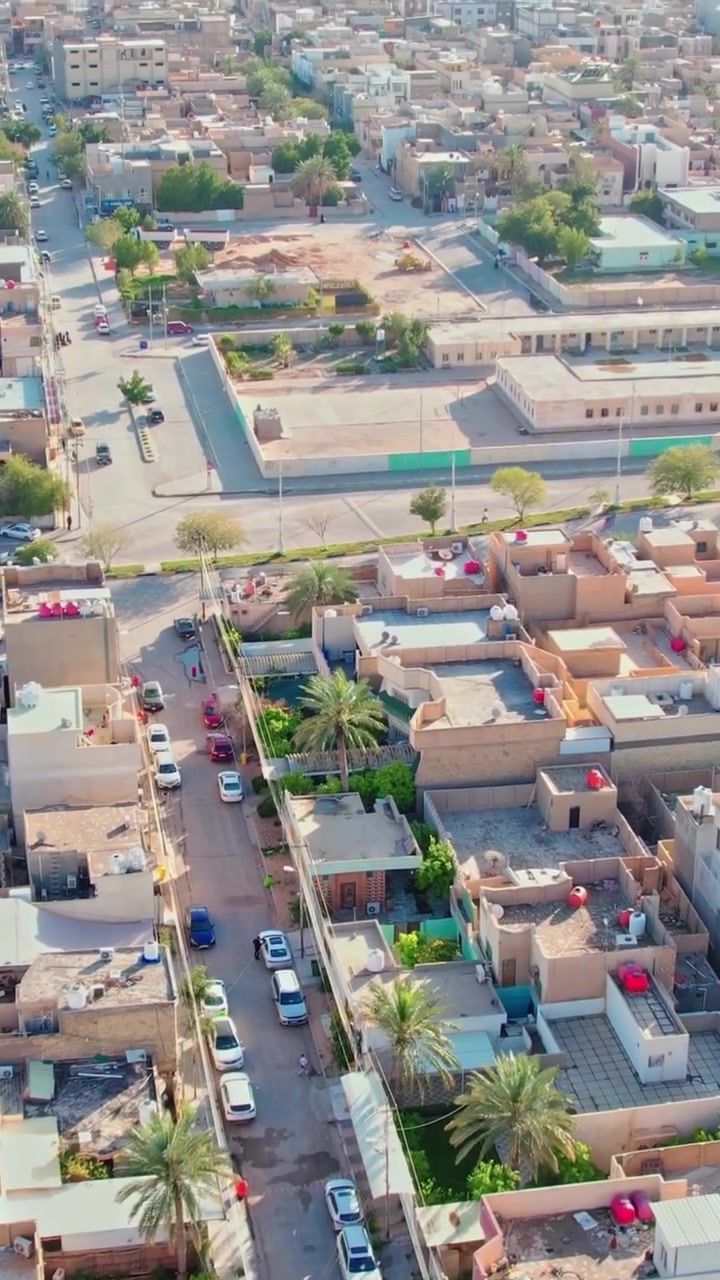 بيت للبيع في حي سيف سعد - كربلاء 📍
الحي المعروف بهدوءه وموقعه المتميز القريب من الخدمات!
🔹 المساحة: 400 متر مربع
🔹 الحالة: بناء قديم (صالح للسكن)
🔹 الموقع: سيف سعد - داخل فرع كوزمتك الخزرجي
للاستفسار: [***********]
 
#عقارات_كربلاء
