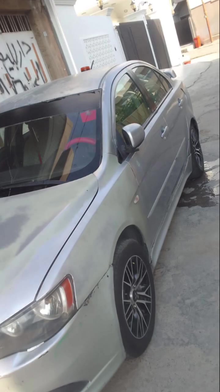 لانسر قرش موديل 2008سنويه 2015صاقطه سدر أمامي شرط كير ومحرك وصاحبه الشرعي كردي باربيل شرط عل تليفون يحولك***********مكان سياره كركوك الشورجه
