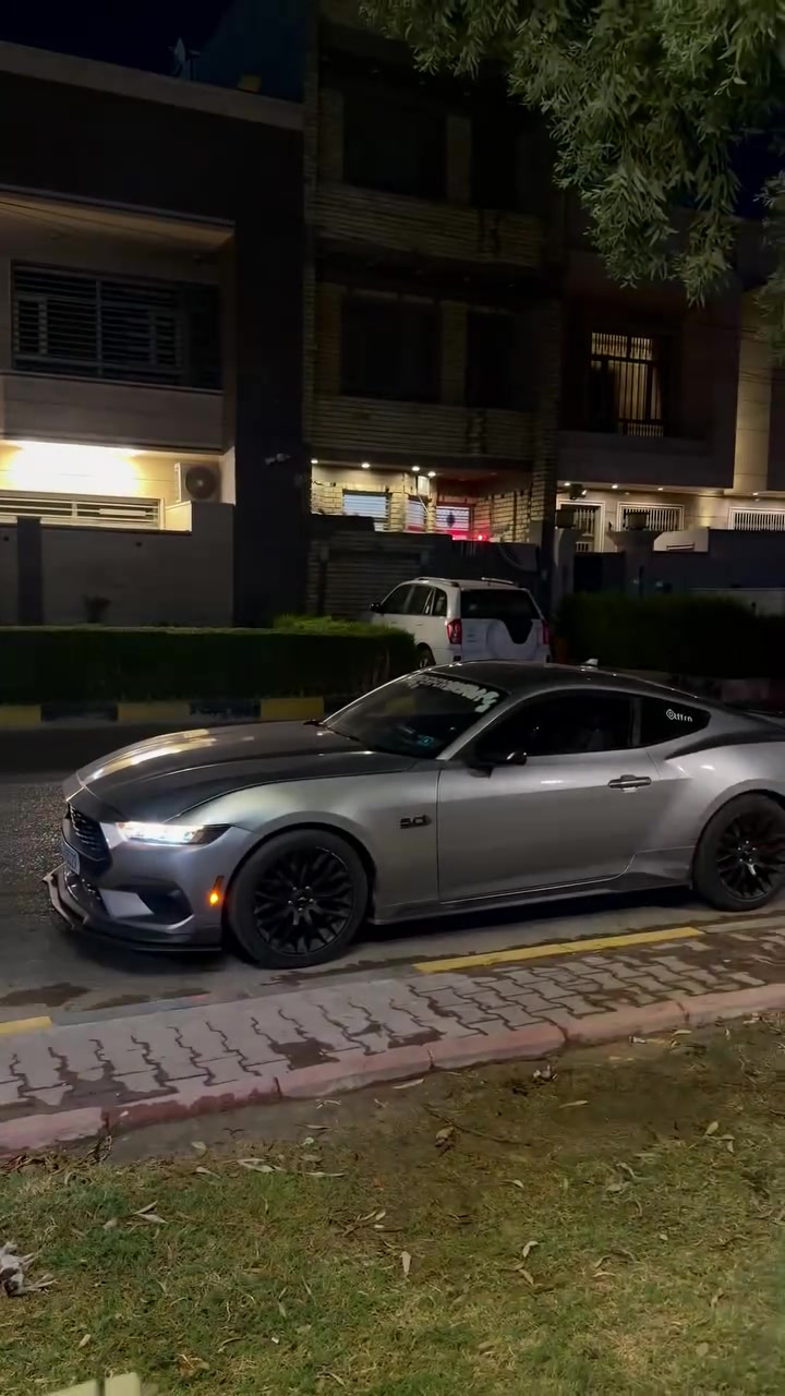 السلام عليكم..

انسب واحلى موستنك ايكو موديل ٢٤🐎

 شاشه منفصل كبيرة كار بلي وايرلس اندرويد اوتو 

تشغيل عن بعد 

ممشى ٣٩ الف ٣٠ الف بامريكا و ٩ فقط بالعراق

سيارة نظيفه استخدام يومي حادثها جاملغ وبنيد وجاملغ السكن تعديل خفيف وخصرة بسيطة والسونار موجود وكل قطع السيارة سليمة

ايرباك فقط ستيرن وراجع سستم

سيارة مكفولة كير مكينة كهربائيات اي مشاكل مابيها كل القطع قطع الشركة الراديتر وكلها ممبدل شي كلهن البلاديات.

شرط تفحص السيارة بالسونار وتتاكد من كلشي 

سيارة عليها ختومات ال GT و ال 5.0 
عليها مري كاربون وكذلك ستكرات

وكذلك عليها تخم وياله من احمد ورمزي ب ٦٥٠$  وصبغ فجوج 

السيارة عليها لحية GT قطعتين

السيارة مناقصها اي شي وجاهزة سيرفس كامل مسويلها قبل اسبوع ونصبتها نصبة جيتي وحيل حلوة وتاخذها تفحصها وين ميعجبك وتفحص قطعها وكل شي يخصها وتقتنع بيها يلا و وتشلع عيوني

السيارة ب ١٨٨ وبيها مجال 

رقم واتساب :
***********

نص مكتوب في الصور:
- @tffn