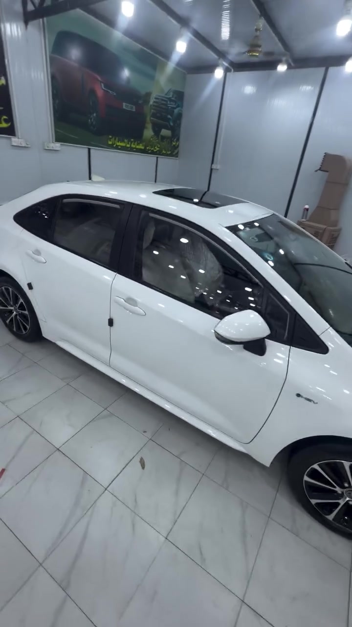 السلام عليكم 
كورلا خليجي للبيع 
شكل لأمريكي السياره فول مواصفات 
مكينه 1800 هايبرد 
ماشيه 30 الف حقيقي 
بيه بارد بل الجاملغ جهه اليمنه أربع اصابع 
والباقي كفاله عامه 
السعر 145 
ناصريه ***********
