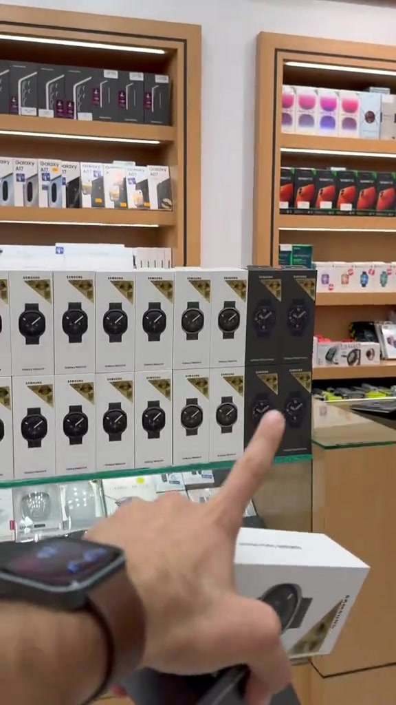 الاصدار الاحدث من ساعات الذكية 😎 صار متوفر بجميع معارضنا 🤩 Galaxy watch S9 40mm : 520,000 دينار  Galaxy watch S9 44mm : 560,000 دينار Galaxy watch Ultra 2  : 950,000 دينار تفاعلك من اليوم عليه جوائز ! كل أسبوع 👇😎 هدية جهاز سامسونك  وكل شهر هدية جهاز ‏iPhone 17 Pro Max علق شارك و سوي لايك ✨🤩 كل تفاعل = فرصة أكبر للفوز! 🔥⁩ التوصيل متوفر لجميع محافظات العراق 🇮🇶  وتكدر تطلب جميع الأجهزة  بضمان عالم القلعة الذهبي  ( ضمان استبدال )   للطلب و الاستفسار يرجى الاتصال ☺️👇 معرض الكاظمية ( ساحة قريش )  :  أوقات العمل ( ١٠ ص  - ١٠ م ) *********** - *********** معرض المنصور ( شارع مول بابلون )  :  أوقات العمل ( ١١ ص - ١١ م )  *********** - *********** معرض زيونة ( شارع الربيعي ) : أوقات العمل ( ١١ص - ١١م )  *********** - *********** معرض الاعظمية ( شارع الضباط ) : أوقات العمل ( ١٢ م - ١٢ ص )  *********** - *********** معرض الدورة ( شارع أبو طيارة ) :  أوقات العمل ( ١٢ م - ١٢ ص ) *********** - *********** قسم الصيانة ( الربيعي ) : *********** #عالم_القلعة #اختيارك_الافضل⁩⁩⁩⁩

