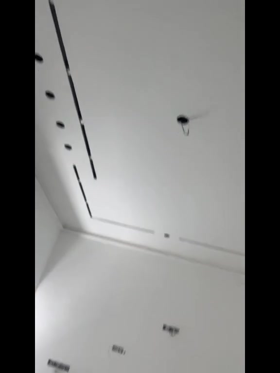 نشتغل جبسن بورد و سقف مغربي و واجهات بديكورات ملكيه و مودرن للمحلات و للبيوت حسب الطلب و هاي صور للشغل اليريد يتواصل او يتصل 
اسطه احمد ‭***********‬

عباس ***********
