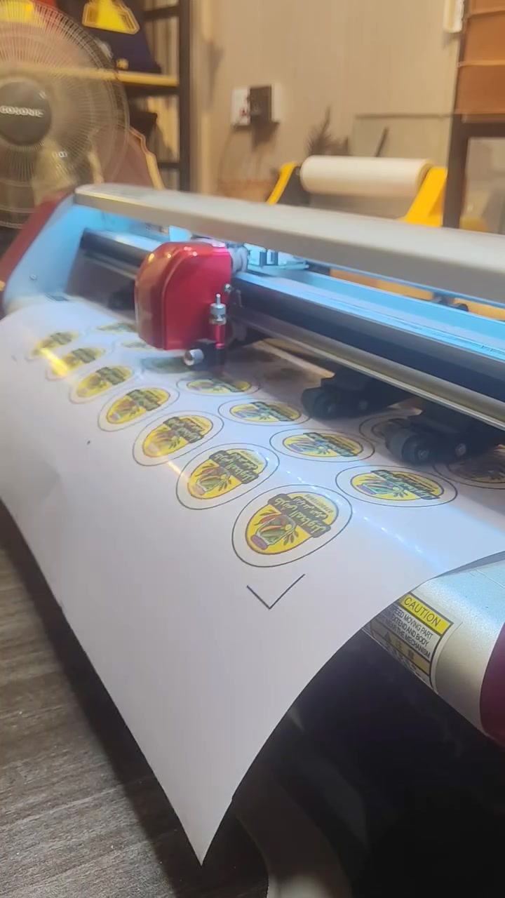 على بركة الله تعالى وفرت الكم مطبعة حروف للتصميم والطباعة والإعلان ستيكرات ب أعلى جوده..... 🔥🔥
1_ مختلف القياسات 5cm 4cm 3cm
2_ انواع الديكورات والتصاميم
3_مقاوم للماء والحراره

للاستفسار الاتصال على الرقم
***********
***********
***********
***********

العنوان بابل المحاويل حي 17 مقابل مرطبات ميلانو 
على بركة الله تعالى وفرت الكم مطبعة حروف للتصميم والطباعة والإعلان ستيكرات ب أعلى جوده..... 🔥🔥
