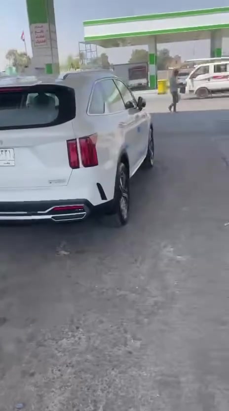 سورنتو موديل ٢٣ زيرو ماشيه ١٤الف فول مواصفات ماعده الكشن حار بارد سعر 280 بيها مجال بسيط الجيه 
رقم ***********
