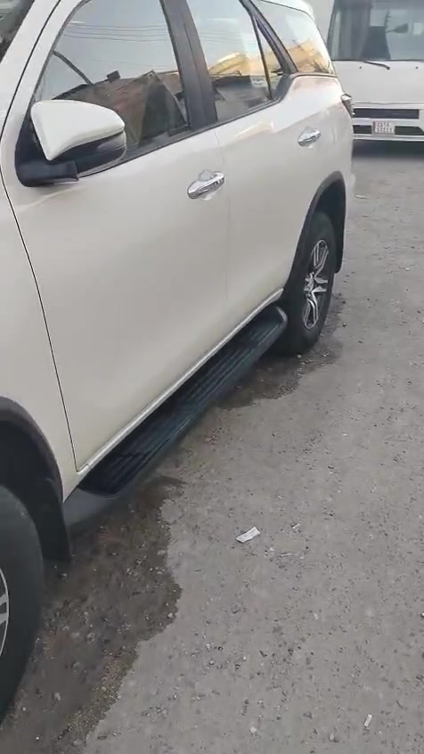 إسلام عليكم من رخصه مدير الأكروبات
فورجننال ٢٠٢٢وارد خليجي ارقام شمالي السياره مكفوله كفاله عامه 
٤سلندر 
فور ويل 
المكينه٢٧٠٠
ليت لد 
أليت الخلفي لد 
حساسات خلفيه 
شاشه تدعم نظام أندر ويد وابل
نظام قياده ايكو 
نظام قياده باور 
شاشه اعطال 
نظام مانع انزلاق 
مري شفط 
يدات كروم 
أشاره بالمري 
السيارا جديده استخدام شخصي دوشمه عامه ارضيه وكشنات جلد 
***********
