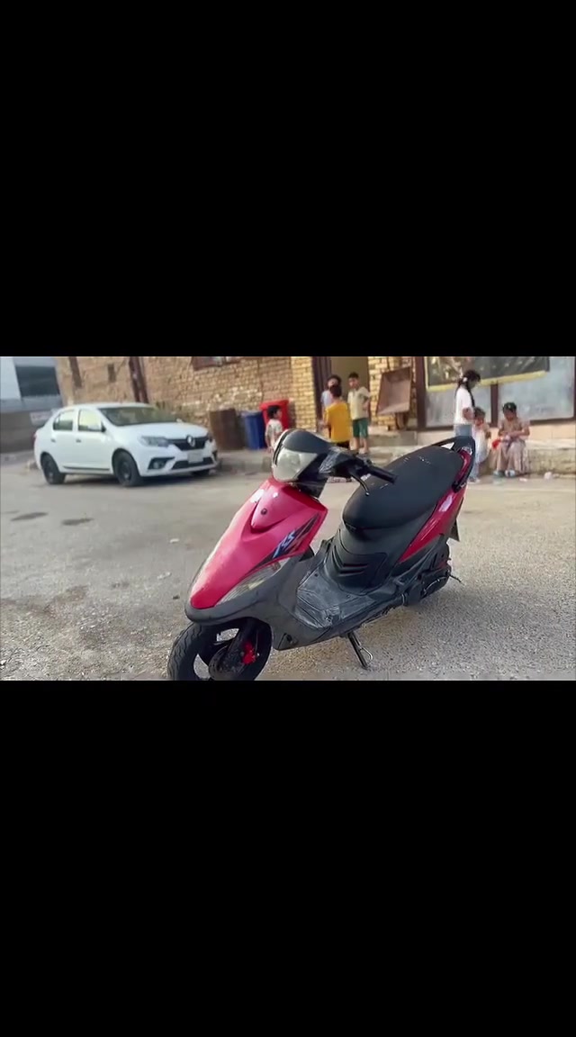 سلام عليكم درجه ماكس عدله درجه خرسه نهضة ومشي ماعوزها شي كهربائيت كلها شغاله درجه ماعوزها برغي بس تشحن الباتري صاله ٥ أشهر طالعه من الحاوية درجه نضيفه كلش ب٨٠٠ وبيها مجال بسيط كلش ناصريه مركز حي الشهداء ***********

نص مكتوب في الصور:
- CAMON 20 Pro 24mm f/1.7 1/120s ISO160