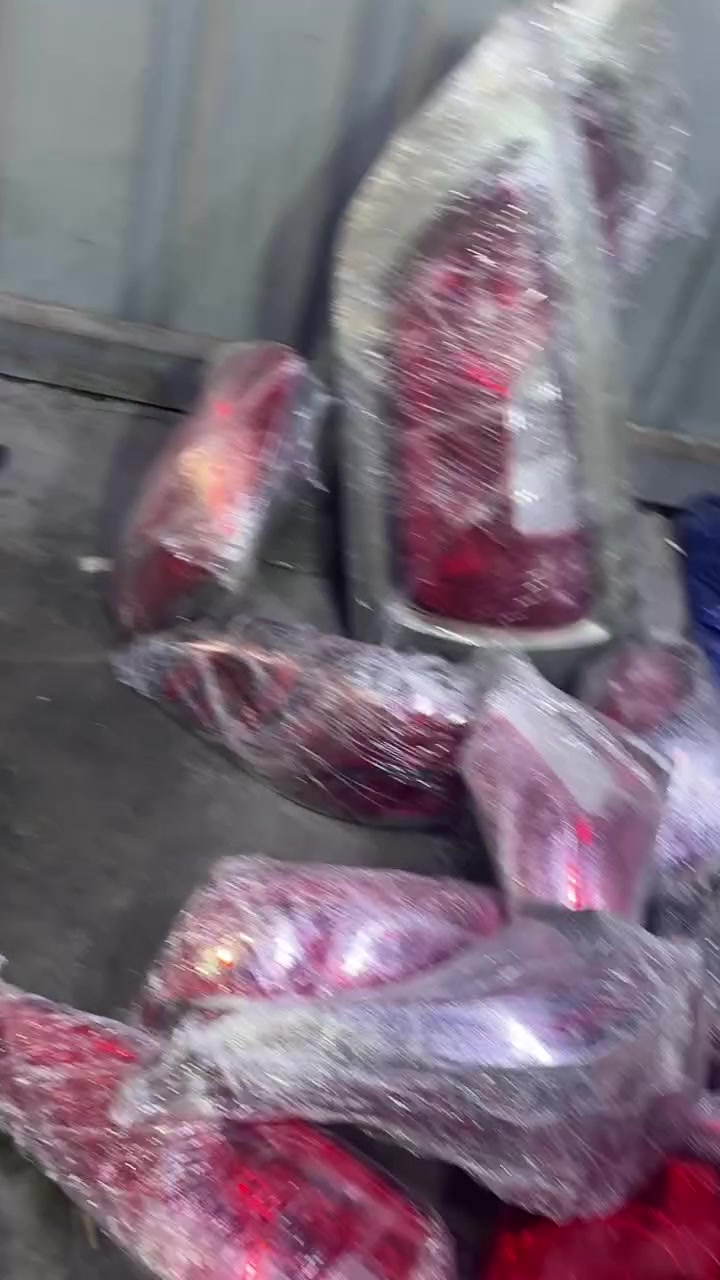 متوفر جميع بكلايت ومرايه جميع السيارات الكوريه جمله ومفرد تفصيخ اصلي شرط الضمان والفحص مكاني شارع الضلال ***********

