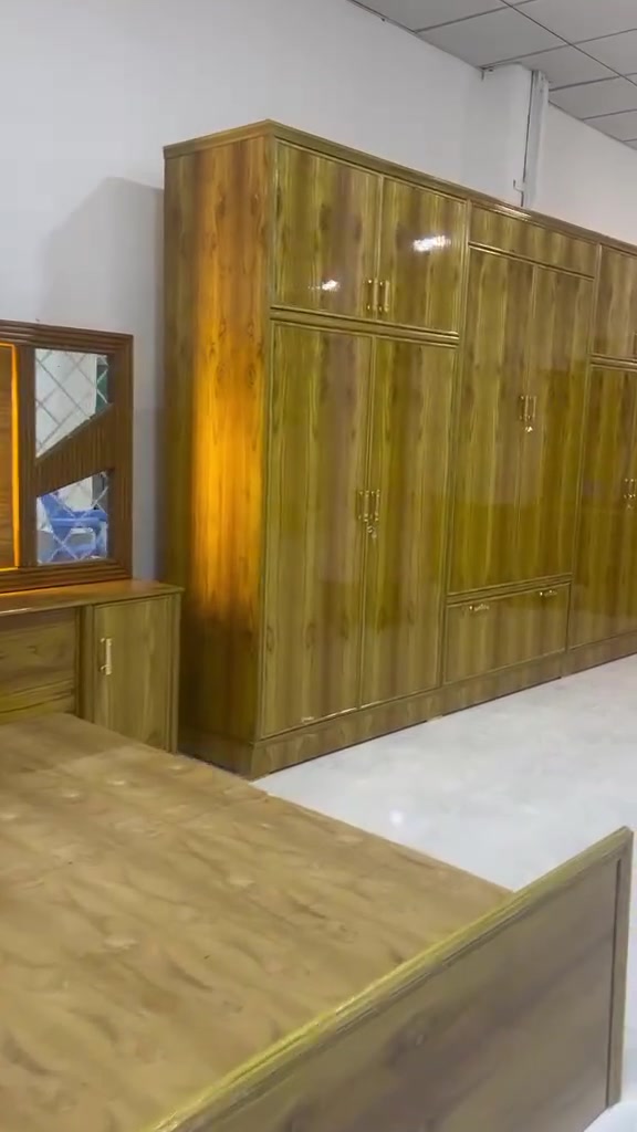 السلام عليكم 

غرفه ٦ ابواب طابقين 
الخارج صاج ٥ ملم والداخل صاج ٤ ملم 

السرير خشب بلوك ١٦ ملم ٦ ارجل 
‏
‏العنوان محافظة الانبار ناحيه البغدادي شارع المدارس 

‏التوصيل والشد مجاني إلى جميع محافظات العراق

‏خدمة استبدال الغرف العراقية القديمة بغرفة جديدة مع الاتفاق على الفرق

يوجد نظام التقسيط على الماستر كارد لمصرف الرافدين
‭***********‬ حارث مرضي

