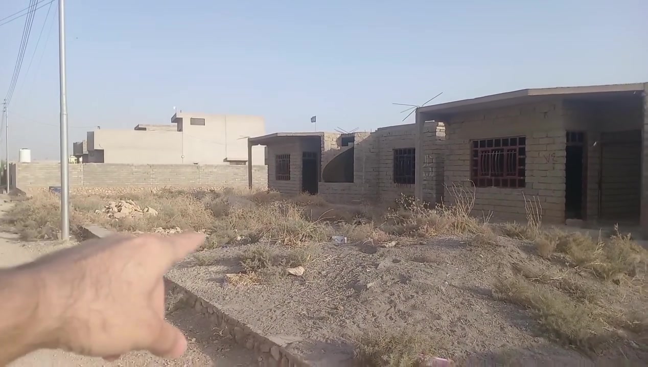 منزليين من قطعة ارض للبيع في ملا جاسم قرب مدرسة ازاهير وقرب مستوصف الجديد
مساحه الكامله للارض 1250متر
للاستفسار الاتصال على الرقم التالي ***********

نص مكتوب في الصور:
- البحث هنا المطاعم وقود الفنادق المقاهي مدرسة ازاهير ديوان ومضيف جامع الحاجة نذيرة المحراب جامع الحاجة نذيرة محمد يوسف المحراب Google Maps محليات استكشاف محفوظاتك مساهمة ٠٣٦