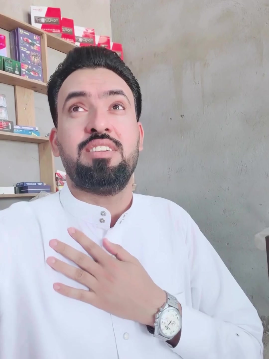 #عرض_الادامة_بلاش 
*خدمة_الادامة_الدورية_السيارتك
اذا تعاني سيارتك من مشكلة سحب 
اذا تعاني سيارتك  من الدفانز 
اذا تعاني سيارتك من صرف 
——————————
تشمل 
1-تنظيف غرف الاحتراق بتقينه قشور الجوز 
2-تنظيف وجه البستم
3-فحص وتنظيف ولف التبخير
4-تنظيف الدكشن من الداخل
9_غسل الدكشن من الخارج
5-تنظيف الجويتر    
6-تنظيف حجر البيئة
7-تنظيف حساس ال vvt
8-فحص و تنظيف النوزلات
9-فحص منظومة البانزين 
10-تنظيف حجرة المحرك من الخارج
12_فحص المجاول بلجهاز
13-فحص البلكات بلجهاز
14_غسل المحرك من الخارج
ضمان في الصيانة
———————————
25 الف ل 4 سلندر
40 الف ل 6 سلندر
60 الف ل 8 سلندر
اوقات العمل كل ايام الاسبوع 
بغداد/المحموديه /شارع على شارع العام /مقابل سيد فرج ا
رقم الهاتف:
        ***********
        ***********
