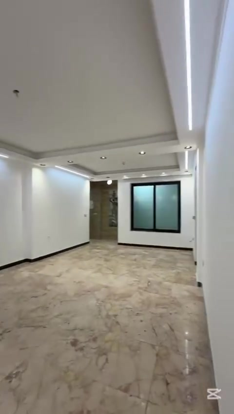 🏠 بيت للبيع – حي دراغ / المنصور
📍 الموقع: حي دراغ – المنصور
📐 المساحة: 230 متر
📏 الواجهة: 9.5 متر
🛣️ عرض الشارع: 15 متر
🏗️ سنة البناء: 2020

🔹 الطابق الأرضي:
• 3 غرف
• مدخلين
• مطبخ حار وبارد
• 2 صحيات

🔹 الطابق الأول:
• وحدتان سكنيتان
• كل وحدة تتكون من:
▫️ غرفتين
▫️ صالة
▫️ مطبخ
▫️ صحيات

✅ بيت جاهز للسكن
💰 سعر مناسب جداً

📞 للتواصل: ***********
