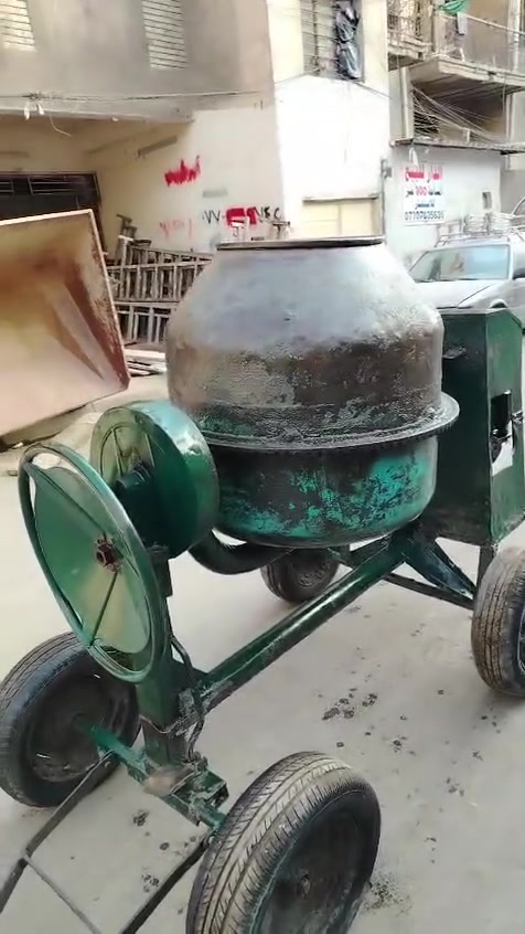 سلام عليكم خباطة يطالية سعرمناسب ترهم بدون محرك هاتف ***********مكان ساحت طيران

