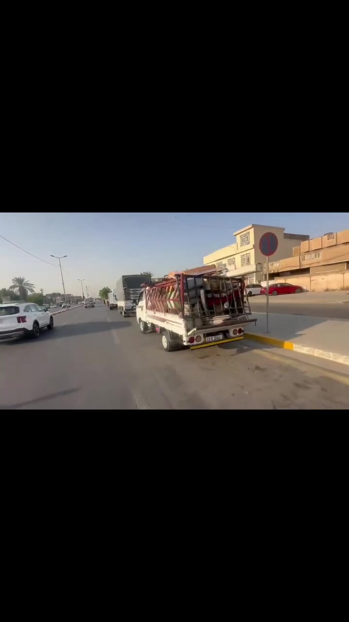 نقل وتحميل وتفريغ الأثاث والبضائع وفتح وشد الغرف التركه بأنواعها وفتح وتنصيب السبالت والكاميرات من بغداد وإلى كافه المحافضات بانسب الأسعار ***********
