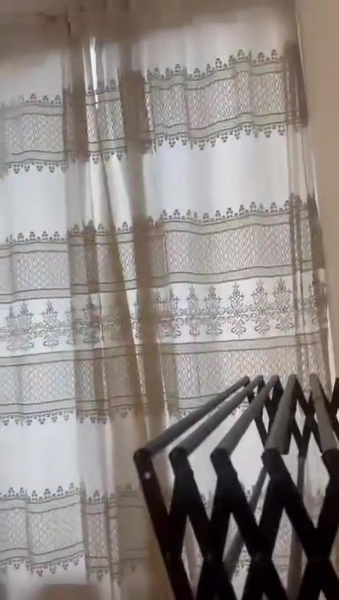 شقة مؤثثة للأجار الدوره شارع ابو طياره مجاور رضا علوان تحتوي على غرفتين و صالة ومطبخ وخدمات مؤثث ب الكامل لتواصل ***********
