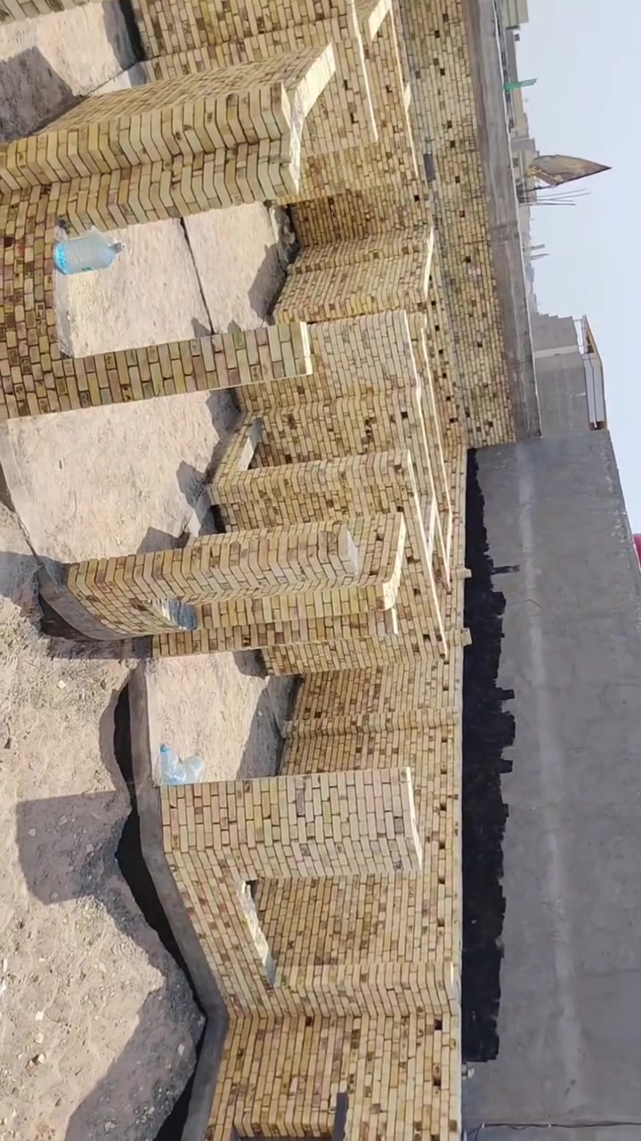 سلام عليكم كادر خلفات بناء شغل درجه اوله ولتزام بعمل ونضافه وعندي مواقع بلبصره تكدر تشوفها ومتفرقين حالين اتصل وتدلل ***********
