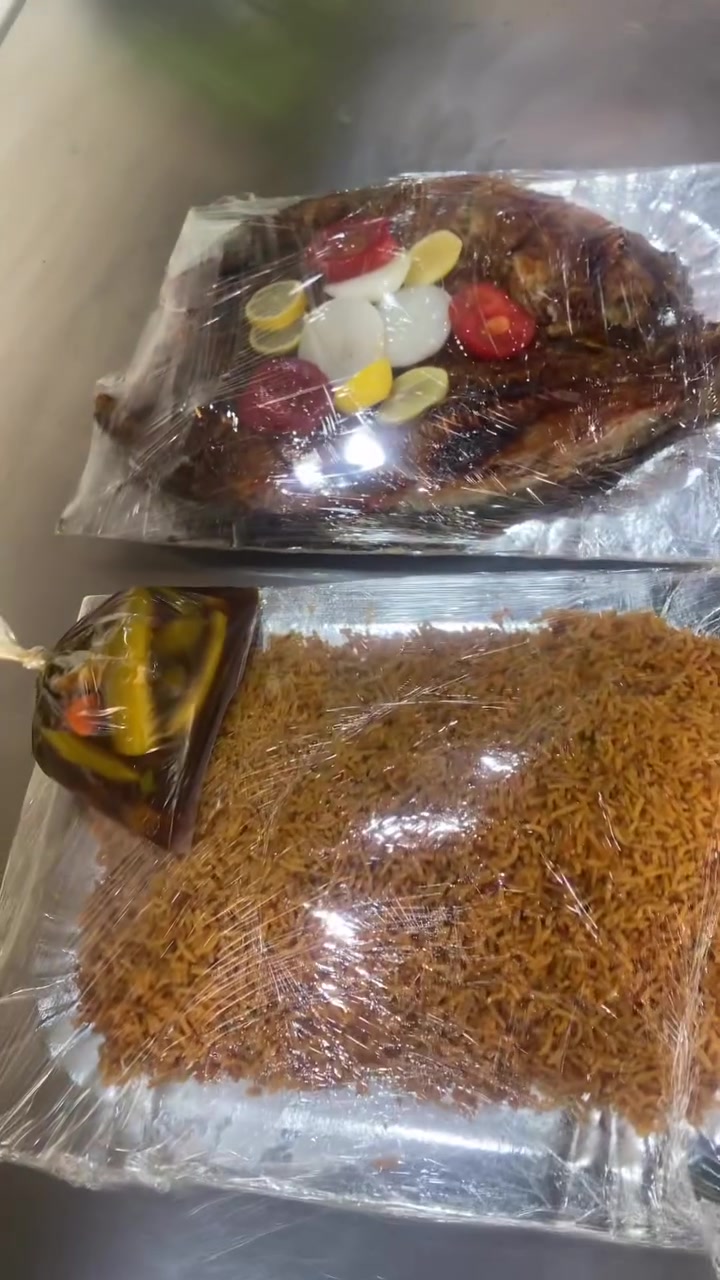 سمك 🐟 قفص أسود حي شوي على حطب الفواكه الكيلو مشوي مع المقبلات 8000
متوفر تمن احمر 
متوفر ثرب مشوي وبدون شوي 
توصيل 🚚 جميع مناطق الديوانية 
للحجز 
***********
***********
***********
العنوان 
ام الخيل الاولى فلكة ساحة الاحتفالات مجاور قاعة ولاء الايطالي 
طعم 😋 السمك العراقي الأصيل يمنه 
@
