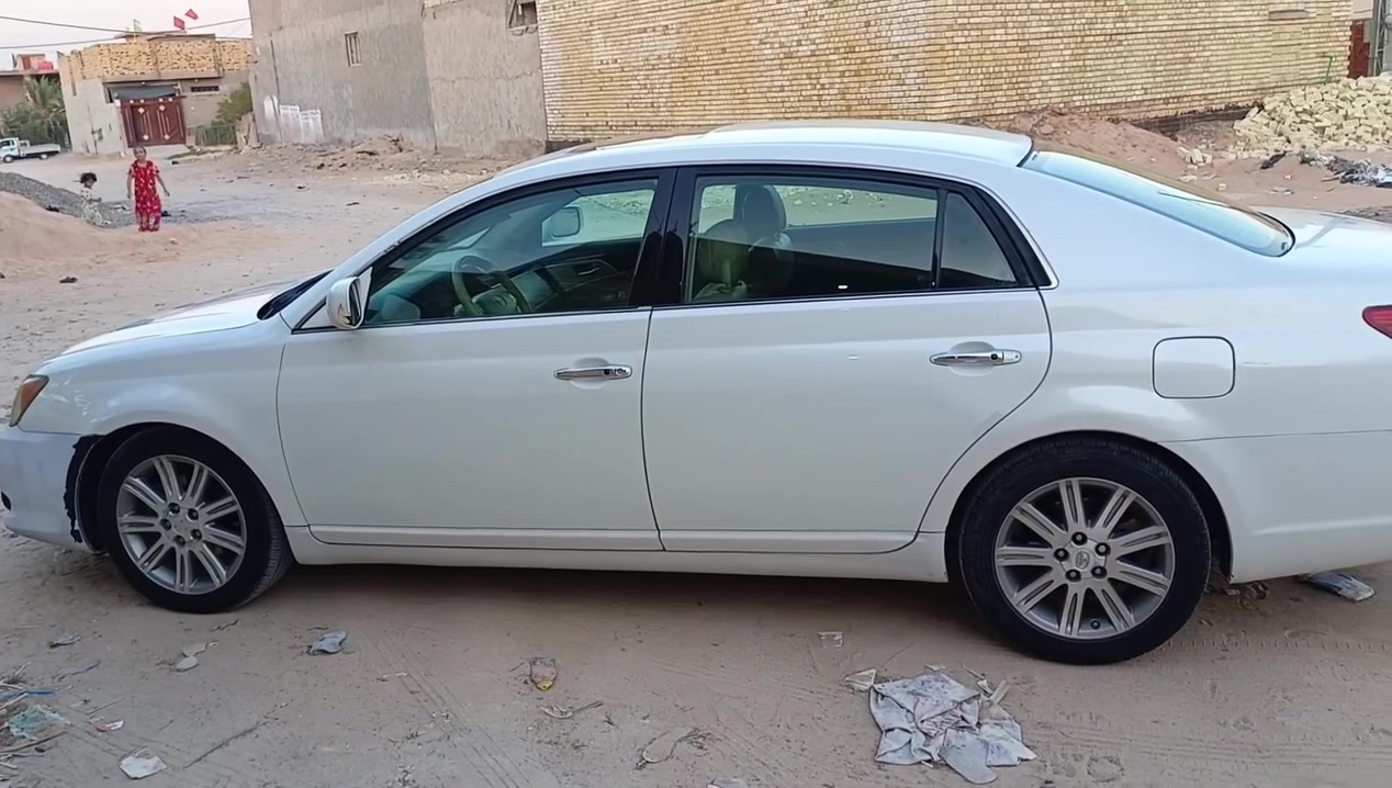 اسلام عليكم افلون خليجي فول للفول 5 بصمات جلد كل المواصفات موجوده مديل 8 مكفول عده ادور مكينه كير ابلادي سياره حلوه رقم كربلاء دولي اسعر 108  رقم ***********
