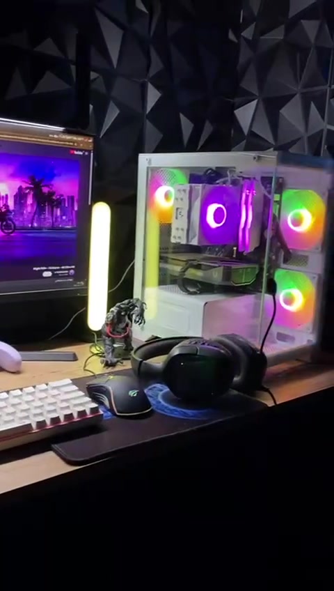 Rtx 5060ti 16g zotac
R5-5600x
Aorus b550 elite 

Ddr4 32g elite

Power 600wat

Cas حجم صغير زجاجي

M.2 lexar 1t

Gooling ag400
مع ميز تفصال لون ابيض طول مترين والعمق 80 سنتم

شاشة aoc 180hz حجم 24FHD

مع ملحقات ماوس اتارك شارك x11
ماوس اتاك شارك R1

كيبور havit ميكانيك ريد سويج عربي انكليزي 
كيبورد k500 ميكانيك ريد سويج 

سبيكرات havit خارجية 
سماعة هايبر اكس كلاود ٢ 

جوستك كيم سير وايرليس

ويوجود عندي ملحقات rgb فول تفاصيل اكثر خاص 
او على رقم ***********
