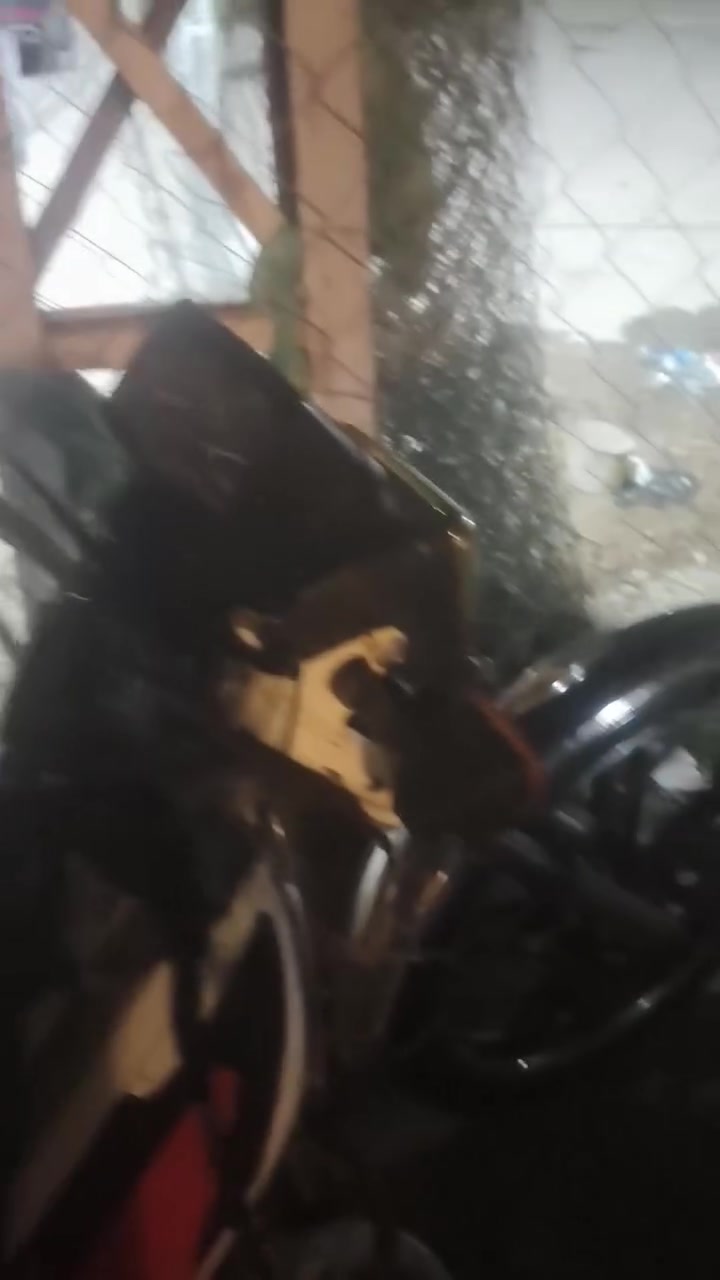 للبيع السعر ٥٠٠ وبيها مجال قليل
