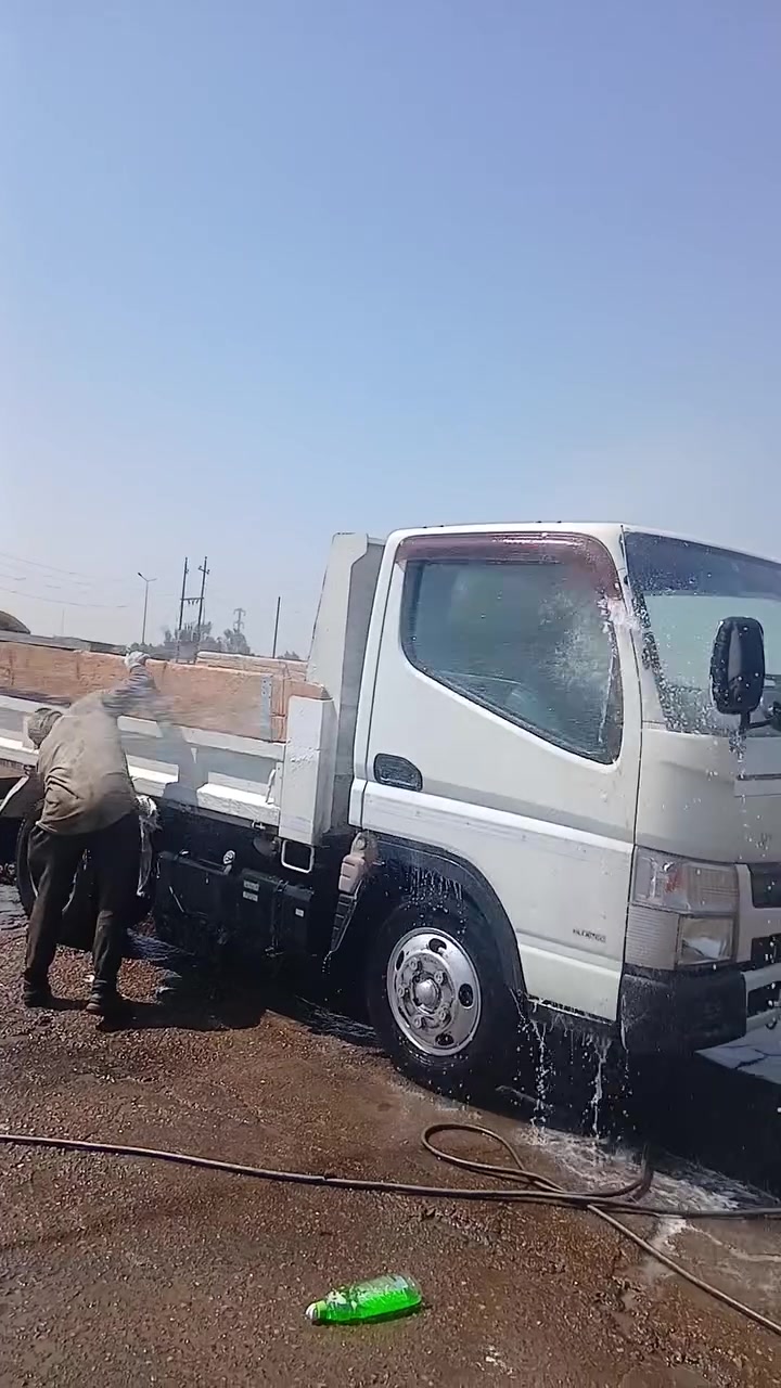 سياره كنتر فوسه للبيع موديل ٢٠٢١معلايه سعرها ١٧٠ورقه مكاني ببغداد الاتصال بالرقم ***********
