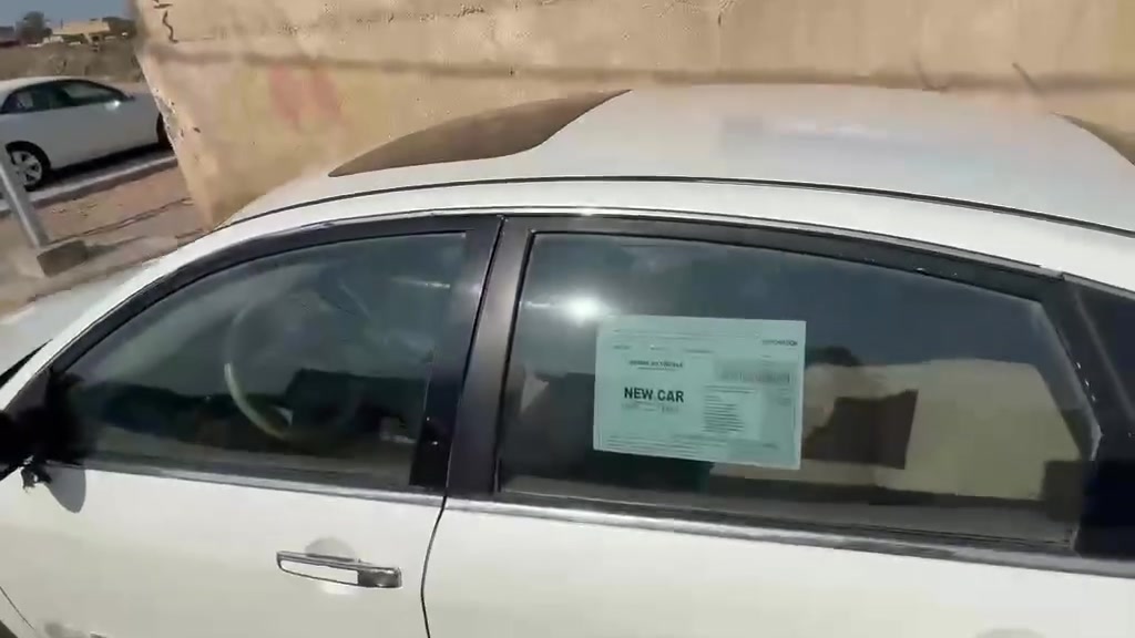 بيع مستعجل رينو سافران موديل ٢٠٠٩ سته سلندر  سياره بسمي رقم انكليزي سياره جاهزه كير مكينه تبريد حداديه سياره ما بيه ضربه بيه رشات صبغ جوى الحزام لغرض التعديل من الخياسات والاشخوط مثل ما تكول ملكطه اني ابيع احزام حتى لا تعبني واتعبك مكانه ديوانيه مركز المدينه السعر 73 وبيها مجال والشراي بيه خير ويدلل ***********
