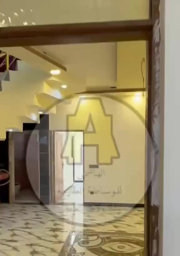 100 متر بلنسيم 
طابقين 3 غرف نوم
2 حمام
جاهز بدون نقص يفضل عائله صغيره 
***********
