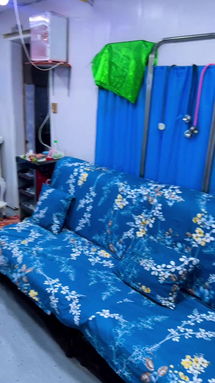 السلام عليكم صاله ولاده للبيع كامله من كلشي مكصات   سراير اوكسجين كلشي كامل تجي تفرغ كلشي تاخذه حته العلان 
 العنوان بغداد
الشراي يتصل او يراسلني واتساب
***********

