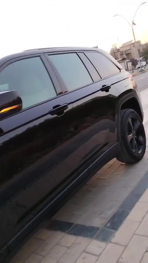 طك كارتون
Jeep Grand Cheroke للبيع
وارد امريكي ضرر جاملغ امامي فقط قطعه وحده فول فول فول مواصفات 
📅 موديل 2024
🔰 فئة Limited
⚙️ دفع رباعي 4×4
🔥 محرك 3.6 لتر V6
⚙️ جير أوتوماتيك 8 سرعات
🚪 SUV بخمسة أبواب
🛞 نظام دفع 4WD
💡 إضاءة LED
📷 كاميرات عدد 5 محيطيه
🅿️ حساسات/مساعد ركن خلفي
👁️ مراقبة النقطة العمياء
🛣️ مثبت سرعة متكيف
🚨 تحذير تصادم أمامي ومساعدة المحافظة على المسار
🔥 مقاعد أمامية تدفئه تبريد
📱 Uconnect وBluetooth ويدعم الملاحة حسب التجهيز
السعر 34 الف يعني 3 دفاتر و 40 ورقه 
العنوان بغداد الدوره 
للاستفسار اكثر اتصال او المراسله عبر الواتساب ***********
