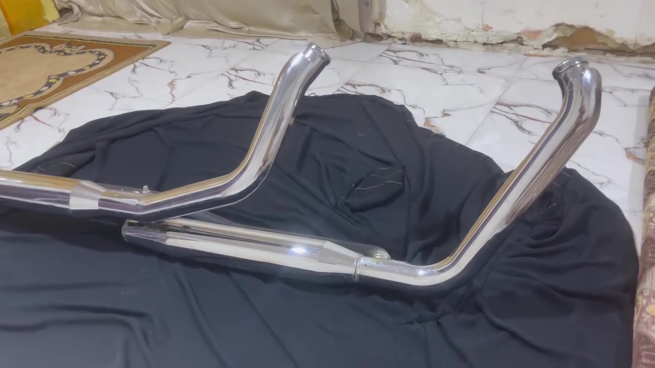السلام عليكم اخوتي
اكزوز كارتون مال دفيدسون سبورت واهل خبرة يعرفون مال دفدسون شنو  واذا حاب تحور لدراجتك يرهم لشادو ولستد ثكيل الكزوز واصلي مختم

عمي مو مال بياع انا ولا شراي

لبيع قفل 150 لي يناسبة هاذا رقمي

***********

