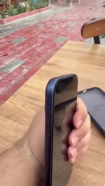 ايفون ١٧ برو ماكس ٢٥٦ • بطارية ١٠٠ • شاشة بخط