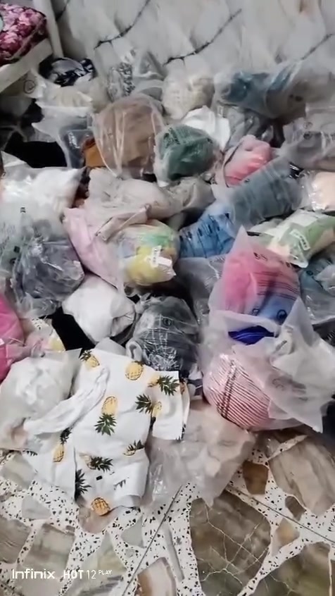 ١٠٠ قطعة  ب٧٥  الف .. ملابس شي ان 
جديدة.. النعمانية..***********...
