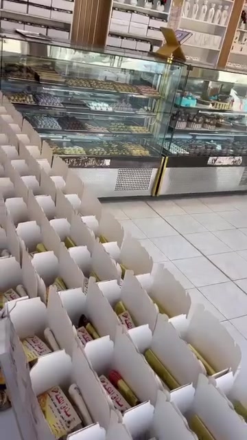 👑 حلويات مذاق الملكة

🎉🔥 افتتاح موقعنا الجديد – الفرع الأول بحلّة ملكية 🔥🎉  

بعد نجاحكم ويانه… اليوم نكبر أكثر ❤️  
نعلن عن نقل الفرع الأول إلى موقعه الجديد بمستوى أفخم وخدمة أرقى  

📍 العنوان الجديد:  
مجاور كافتيريا أبو رضا  

✨ مكان أوسع – ديكور أجمل – تجربة أفخم ✨  
🍰 يومياً نوفر لكم:  
• قوالب كيك بأحدث التصاميم 🎂  
• حلويات فاخرة بطعم لا يُقاوم 🍫  
• معجنات طازجة وساخنة 🔥  

📸 لا تنسون تصورون زيارتكم وتسوون منشن للصفحة ❤️  

🎉 حضوركم يشرفنا بالموقع الجديد ونوعدكم بالأفضل دائماً
