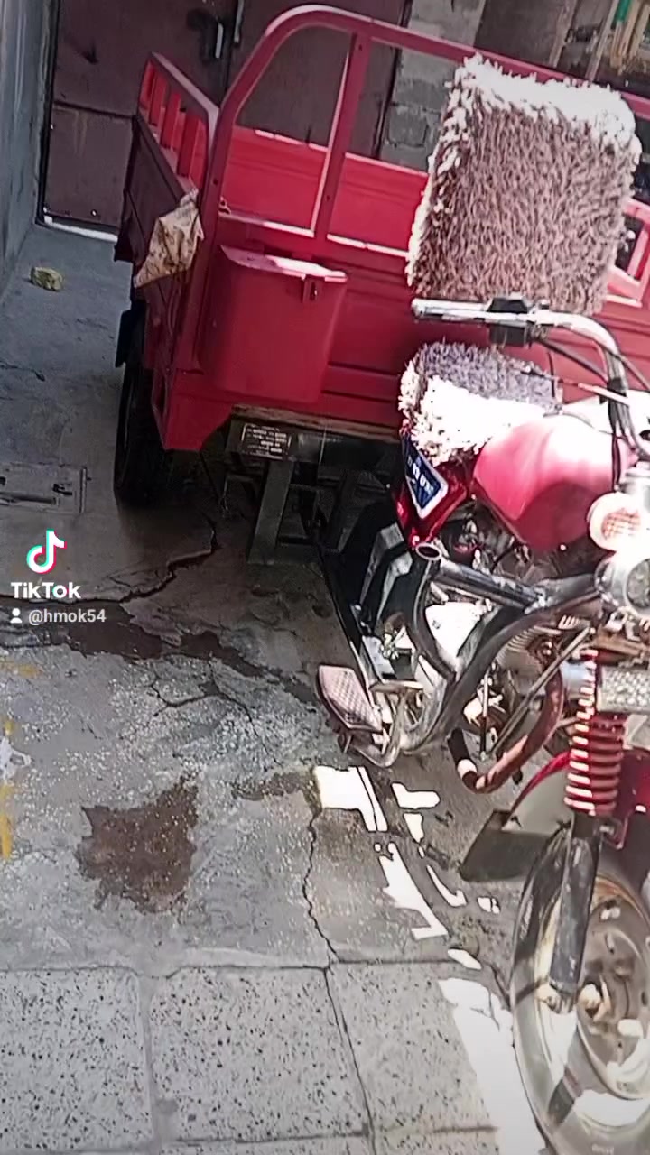 السلام عليكم عندي ستوته نظيفه اريد اراوسها
اوراق
مكاني بالزبير بالجاهزه
***********
