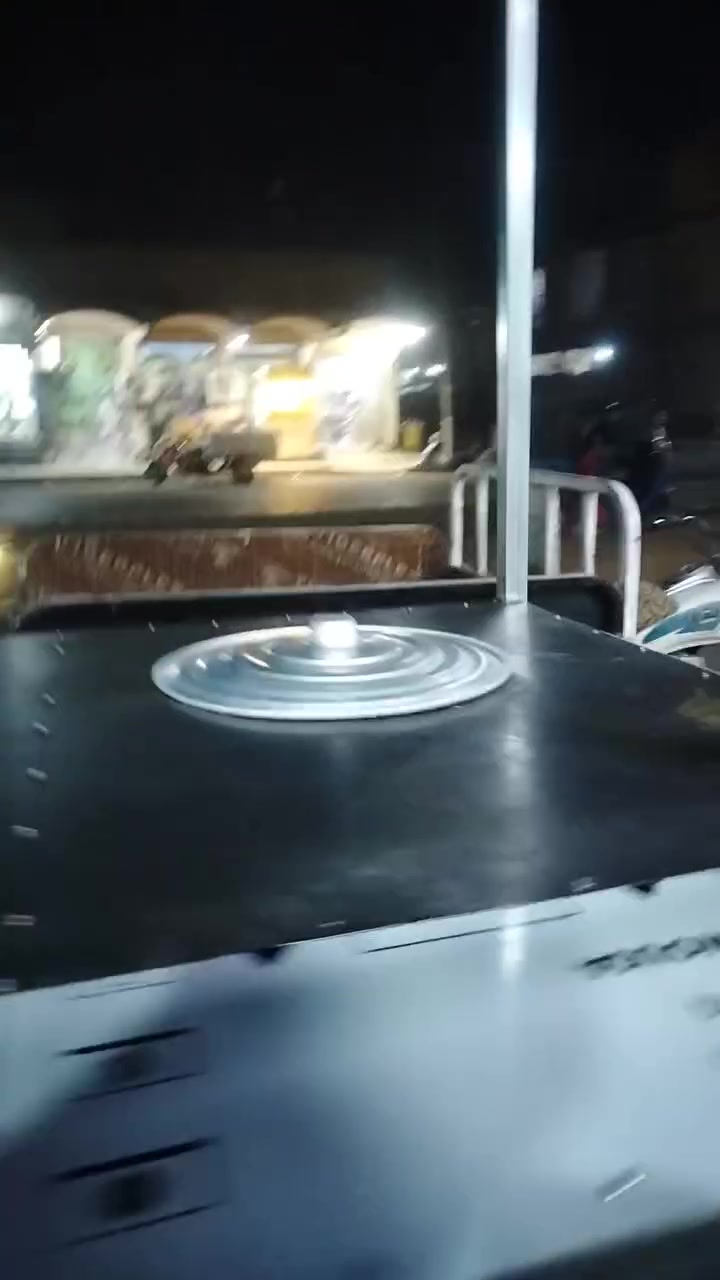 ارتفاع ١٩٠ • عرض ١٥٠ • نزال ٨٠