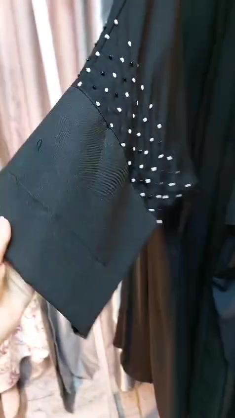 هيت • توصيل • ملابس