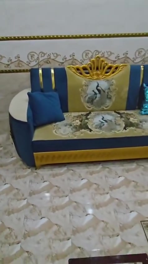 سلام عليكم تخم البيع تسكام درجه اوله مسويه ب 2ونص معروض ب 1 ومتين وبي مجال مكان كوفه علوه فحل الاستفسار(***********)
