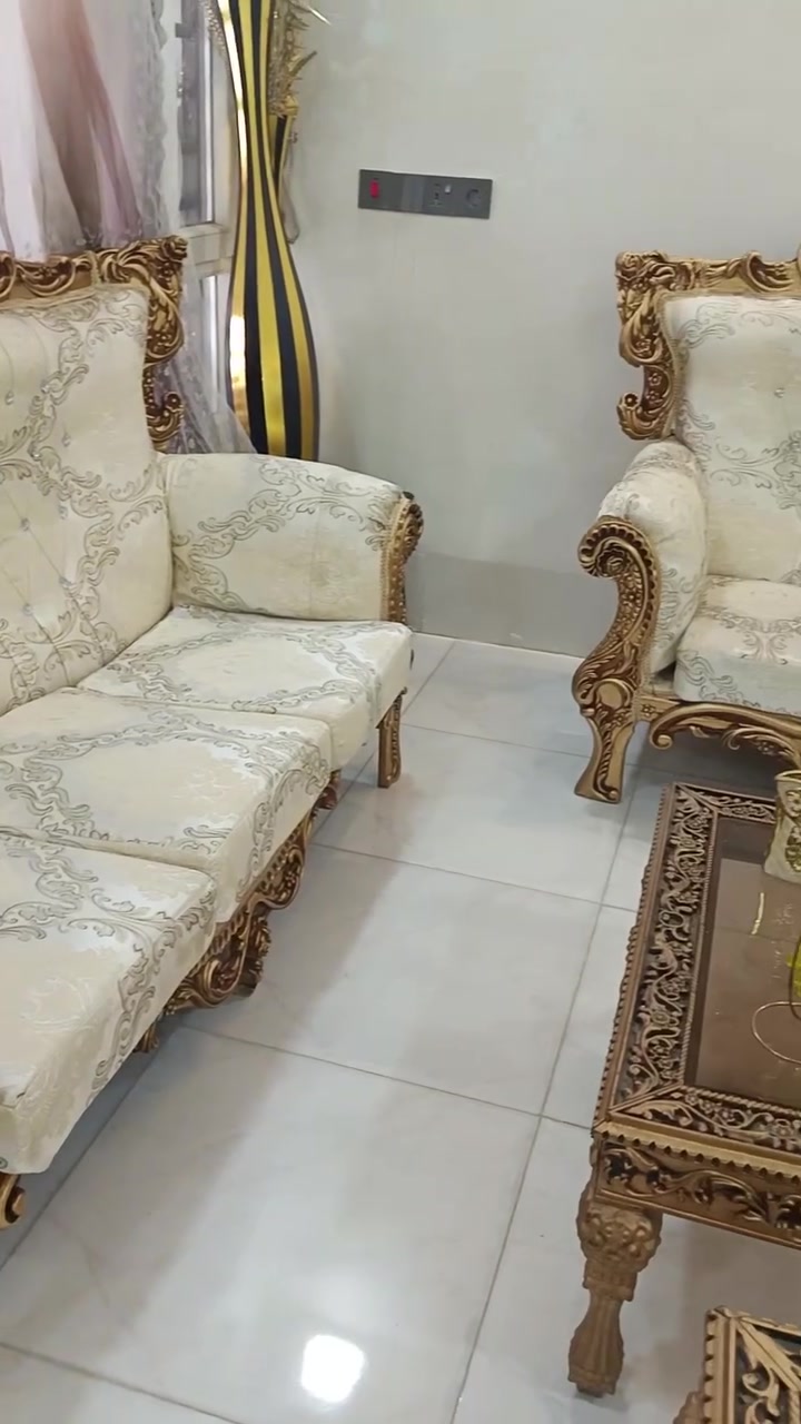 قنفات ملكي للبيع 350 الف الشراي يخابر
***********
