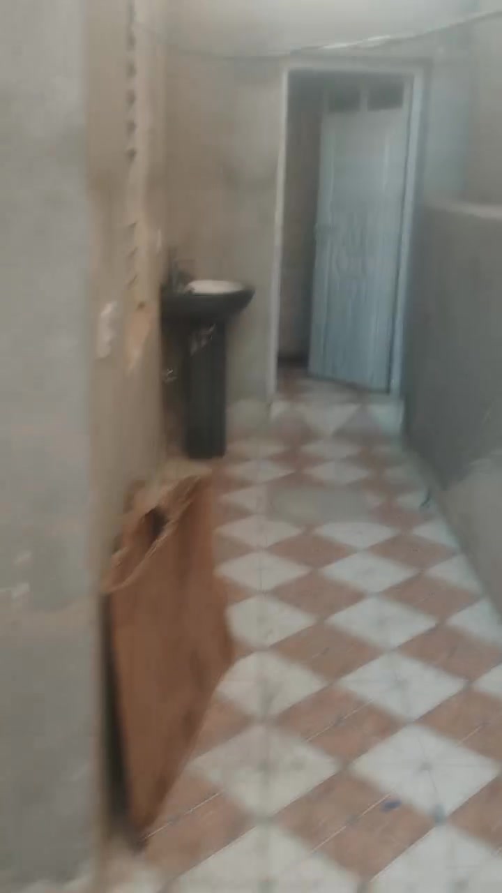 سلام عليكم ورحمه يوجد بيوت للايجار
1/بيت كبير بناء حديث 
2/بيت صغير بناء حديث 
3/بيت كبير 

المكان جسر ديالى القديم قرب ملعب اسلام 

الاستفسار/***********
