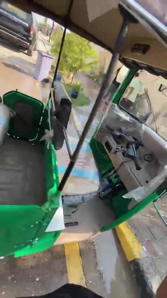 سلام عليكم تكتك مديل 22شهر10
رقم نكليزي تحويل ثاني يوم بابل مشروع وطني  بيه ملاحضات بل كشر خفيفه مكينه مجفته جديده شركه تخم تاير جديد تكتك ربع متصرف عليه سعره تصل وبيك خير وتدلل ***********
