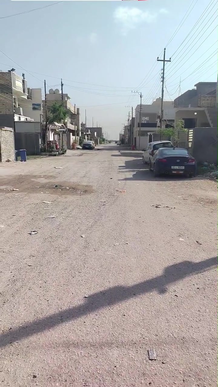 سلام عليكم عندي بيت للبيع ٥٠ متر طابقين جاهز زيرو المكان الدوره هور رجب مجمع ركن النخيل الاول لبيت وسط المجمع السعر ٦٨ وبي مجال بسيط للاستفسار الاتصال على الرقم ***********
