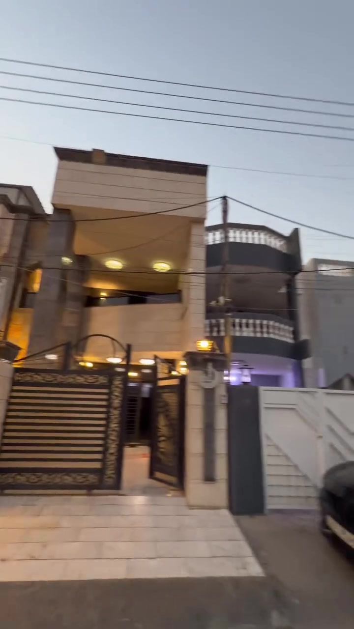عقار للبيع 🏡
المساحة: 200 متر 📏
السند: مستقل 📄
البناء: حديث (2023) 🏗️

المحتويات:
4 غرف نوم 🛏️
3 دورات مياه 🚿
مطبخ حار 🍳
مطبخ بارد 🧊
حديقة داخلية 🌿
صالة ضيوف 👥
هول داخلي 🚪

الموقع: حي الجهاد، الطائي، مقابل مجمع النسيم 📍
للاستفسار: ***********📞
