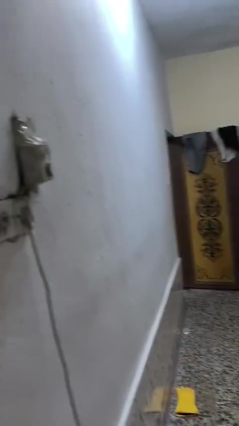 السلام عليكم بيت للبيع مساحة 144متر مربع في مدينة الصدر قطاع 5 قرب مدرسة السؤؤد البيت طابو صرف متكون من6 غرف نوم مع صحيات واستقبال وهول  للتواصل خاص او هذا رقمي
***********
ملاحظة البيت قيد الترميم 
السلام عليكم بيت للبيع مساحة 144متر مربع في مدينة الصدر قطاع 5 قرب مدرسة السؤؤد البيت طابو صرف متكون من6 غرف نوم مع صحيات واستقبال وهول  للتواصل خاص او هذا رقمي
